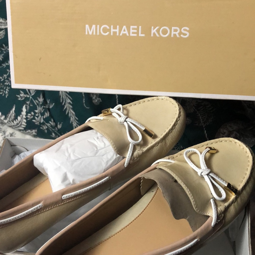 Michael Kors flats